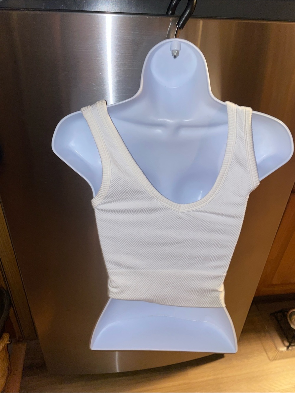 White Ribbed Crop Tank 🤍 - Picture 12 of 14
